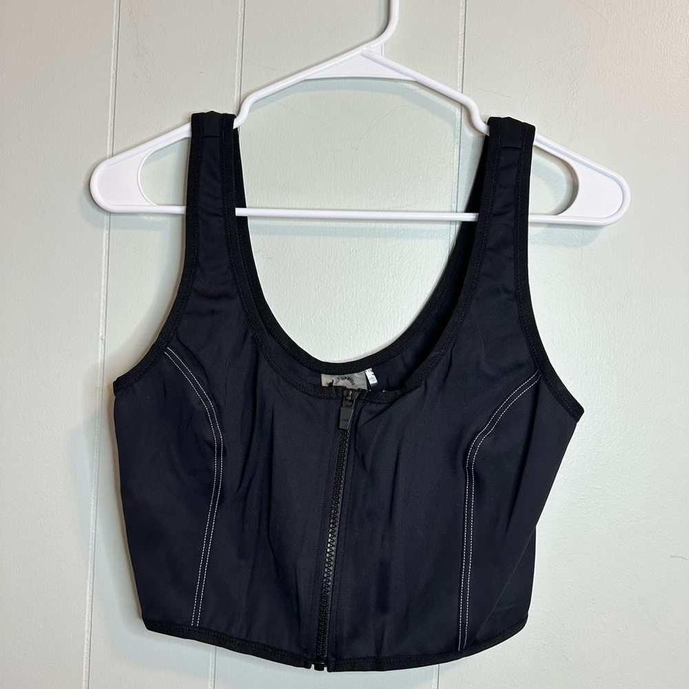 Black Sleeveless Women's Top